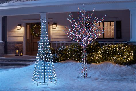 Home depot outdoor christmas tree lights - Find the outdoor holiday lights and replacement Christmas light bulbs you need. Shop in our festive aisles, on our mobile app, or online at your leisure. Get free shipping on …